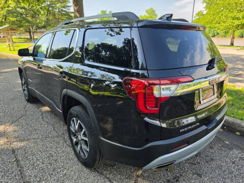 2023 GMC Acadia SLE