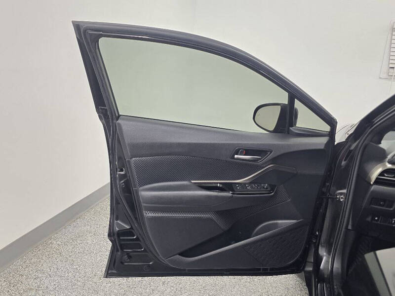 2019 Toyota C-HR LE