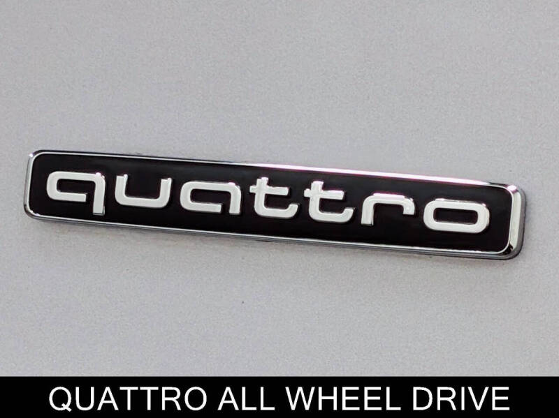 2023 Audi Q5 quattro Premium 40 TFSI