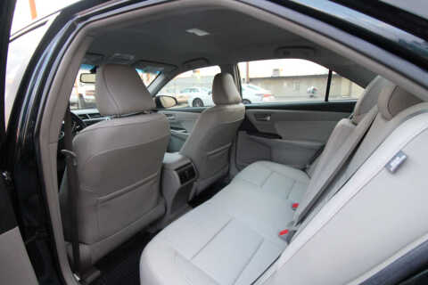 2016 Toyota Camry Hybrid