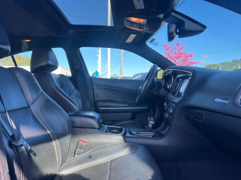 2015 Dodge Charger SXT