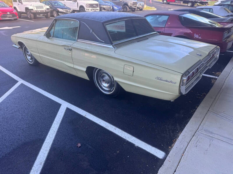 1966 Ford Thunderbird