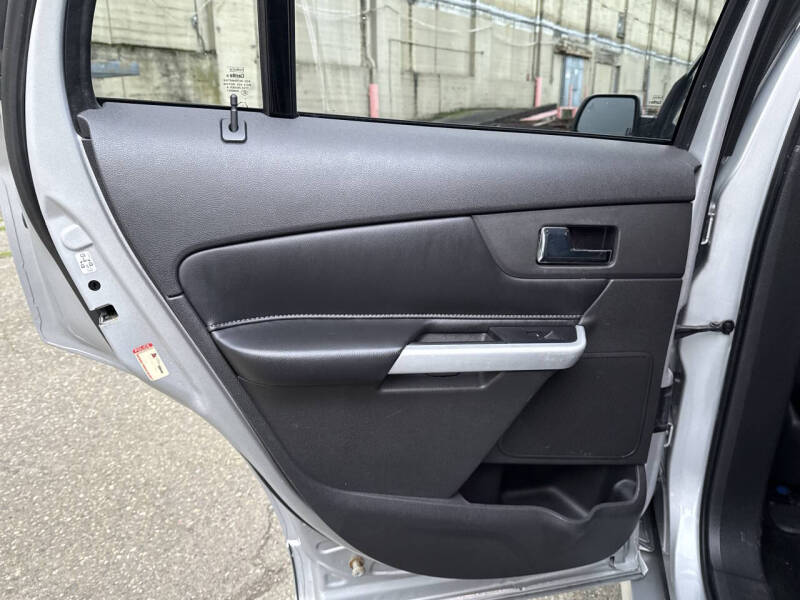 2011 Ford Edge Sport