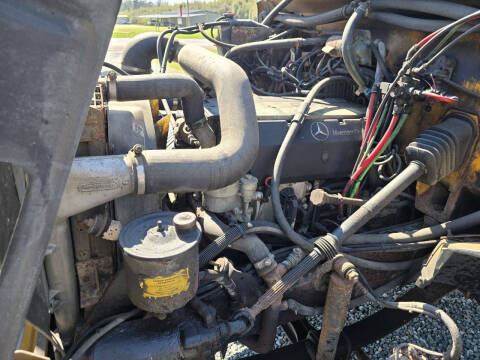 2005 Freightliner MB/Bus