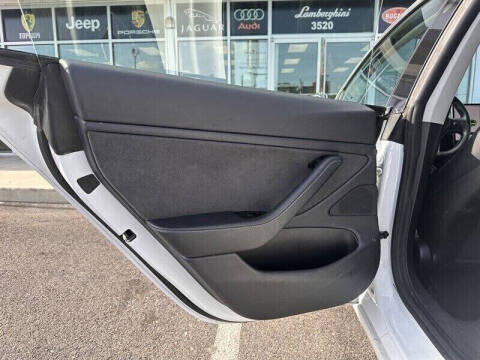 2019 Tesla Model 3 Standard Range Plus