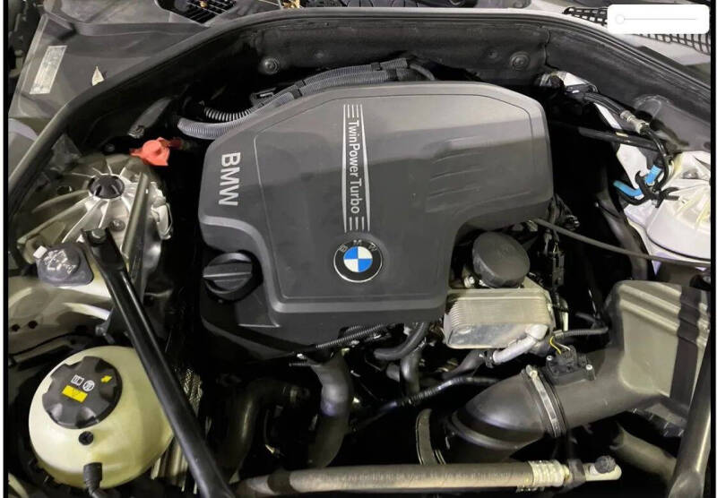 2015 BMW 5 Series 528i