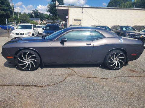 2015 Dodge Challenger SXT