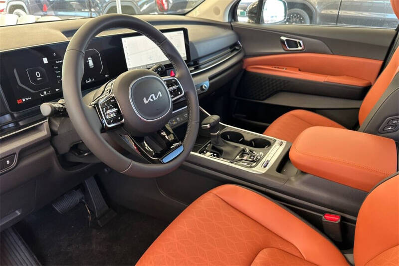 2026 Kia Carnival SX