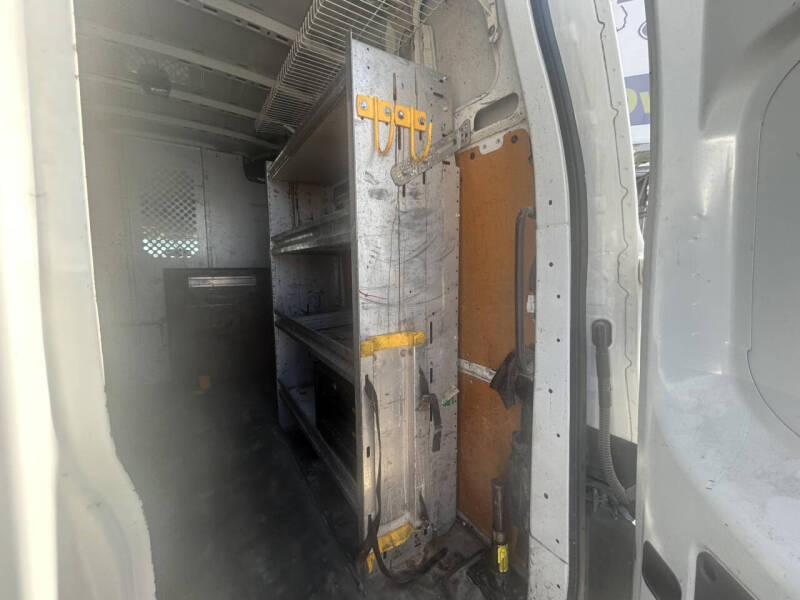 2017 Nissan NV