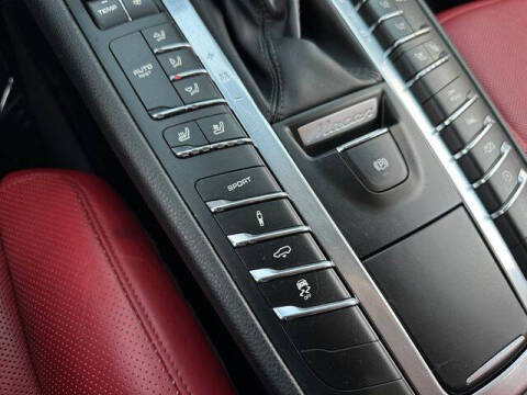 2017 Porsche Macan GTS