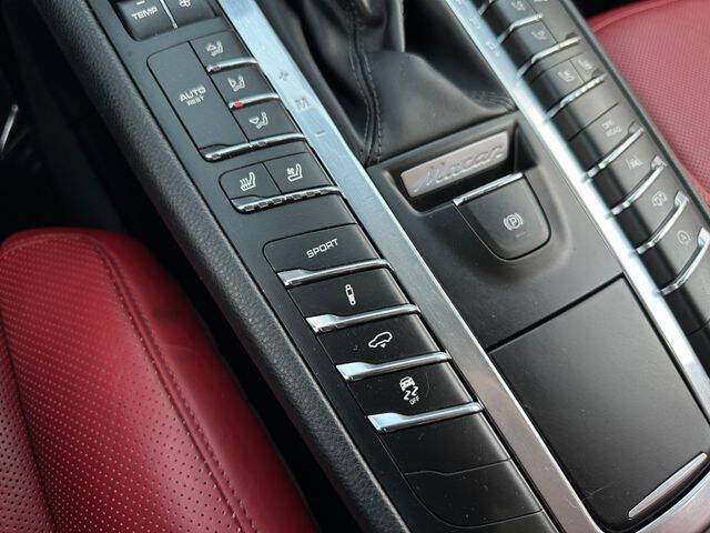 2017 Porsche Macan GTS