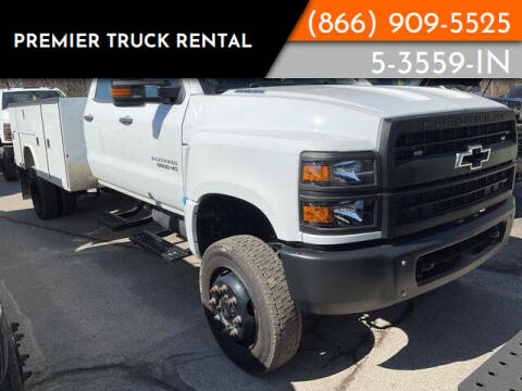 2022 Chevrolet Silverado 5500HD for sale at PREMIER TRUCK RENTAL in Fort Wayne IN