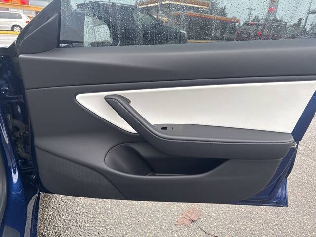 2019 Tesla Model 3 Standard Range Plus