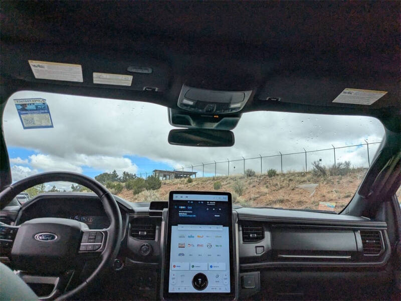 2024 Ford Expedition Platinum