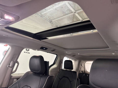 2024 Chrysler Pacifica Limited