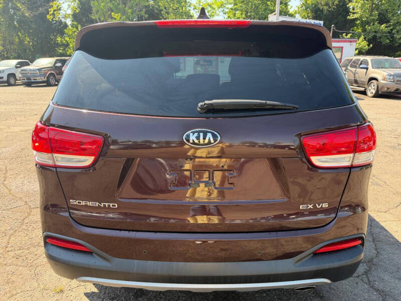 2016 Kia Sorento EX V6