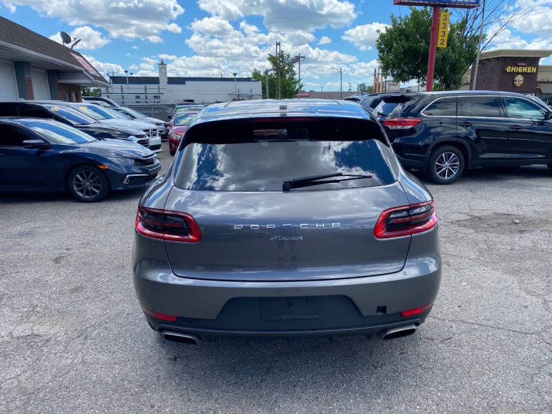 2018 Porsche Macan
