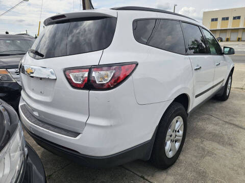 2017 Chevrolet Traverse LS