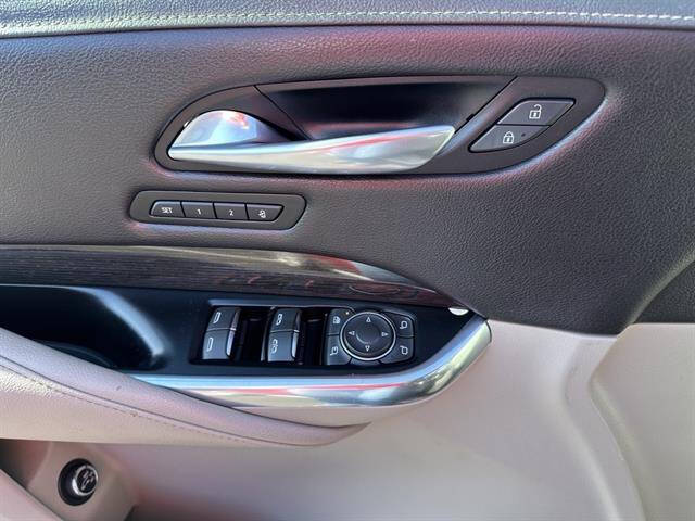 2019 Cadillac XT4 Premium Luxury