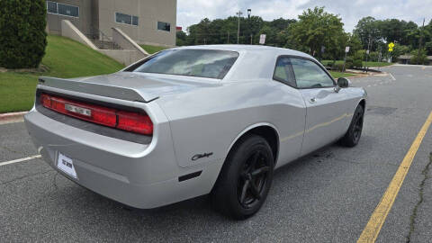 2010 Dodge Challenger SE