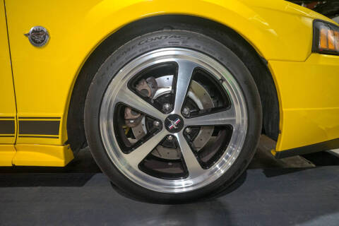 2004 Ford Mustang Mach 1 Premium