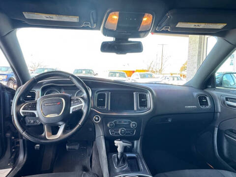 2016 Dodge Charger SXT