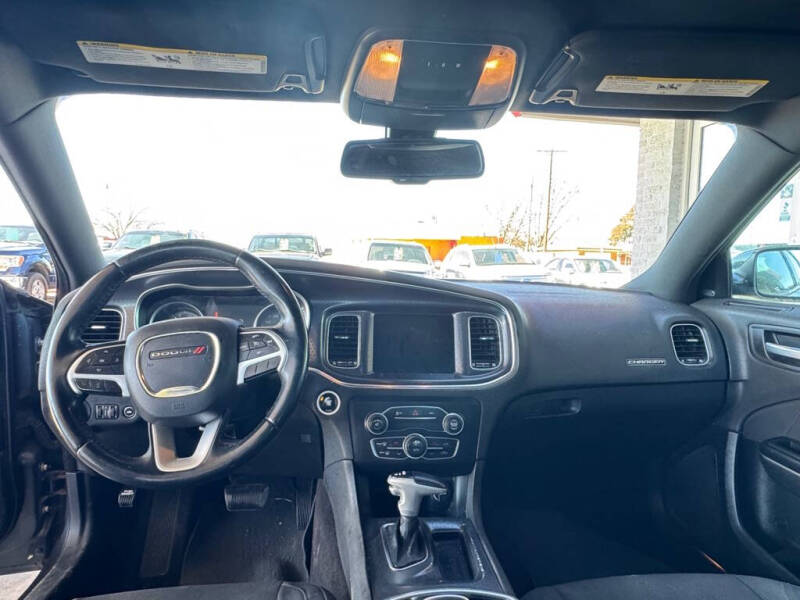 2016 Dodge Charger SXT