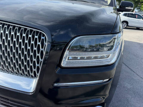 2018 Lincoln Navigator Select