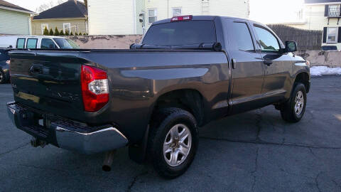 2015 Toyota Tundra SR