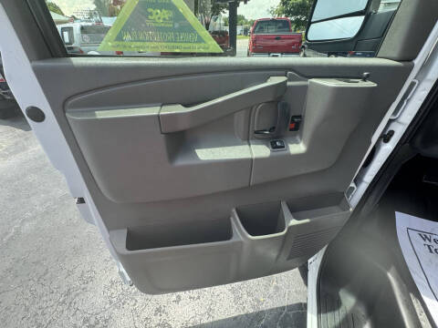 2021 Chevrolet Express 2500