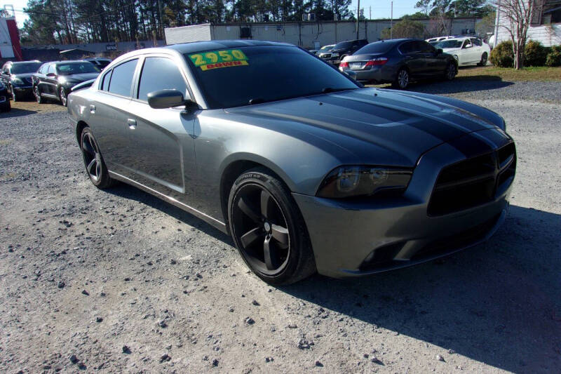 2012 Dodge Charger SXT photo 2