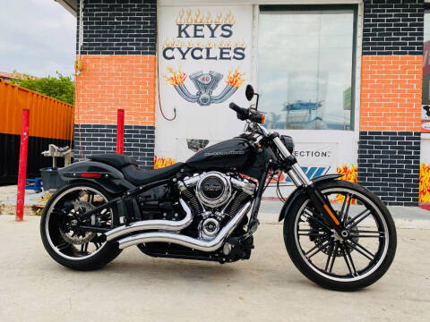2018 Harley-Davidson Perfect Breakout