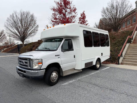 2012 Ford E-350