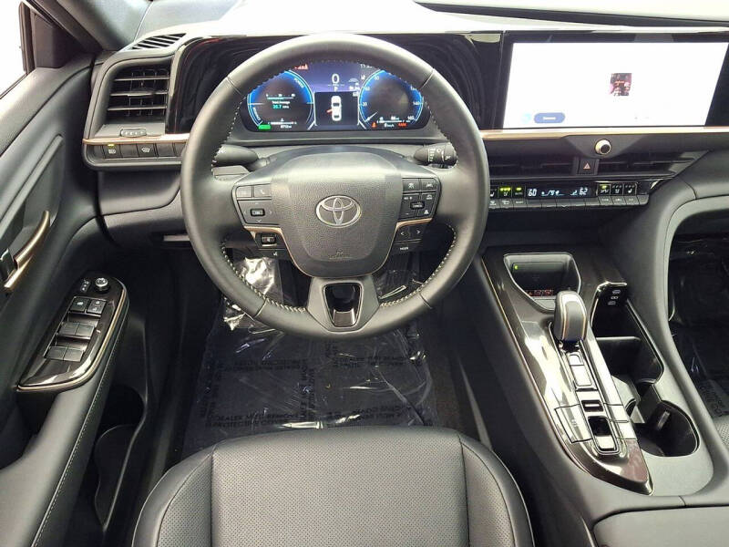 2025 Toyota Crown XLE