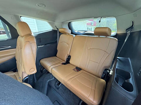 2020 Buick Enclave Essence