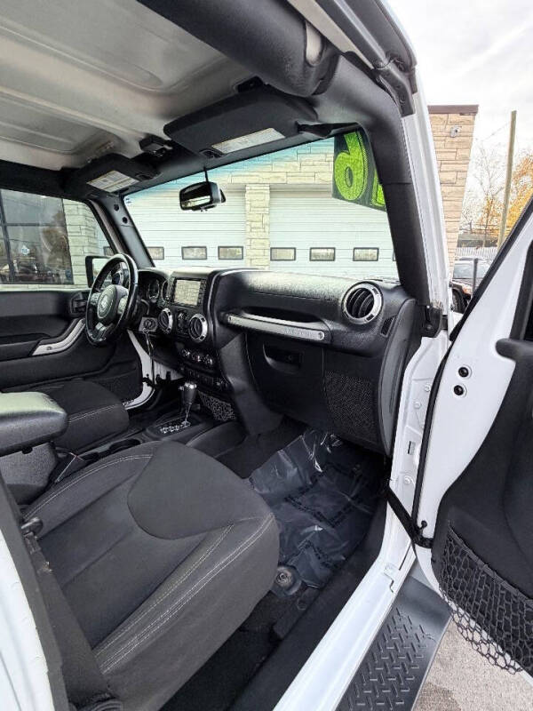 2016 Jeep Wrangler Unlimited Sahara