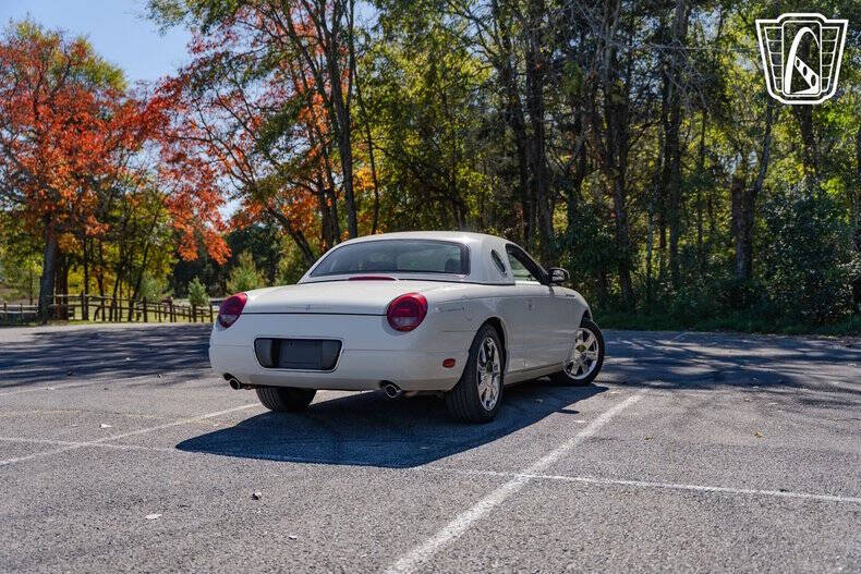 2002 Ford Thunderbird Deluxe
