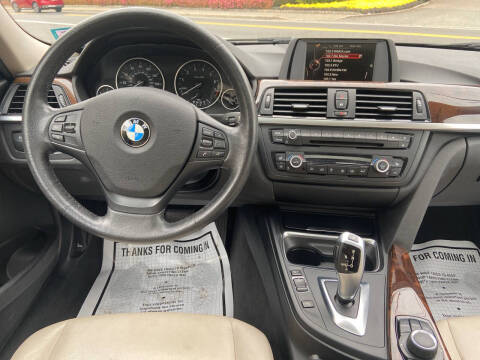 2015 BMW 3 Series 320i xDrive