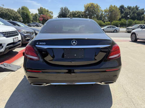 2019 Mercedes-Benz E-Class E 300