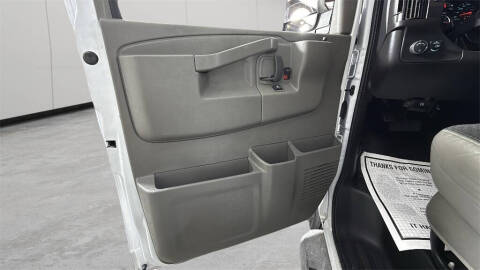 2024 Chevrolet Express 2500