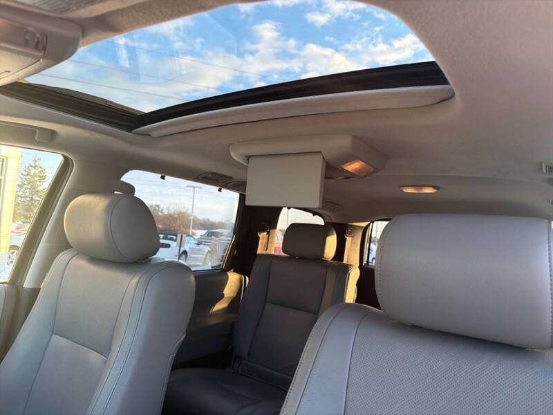 2010 Toyota Sequoia Platinum