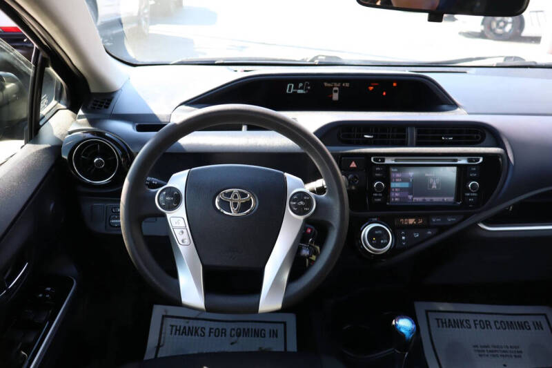 2016 Toyota Prius c