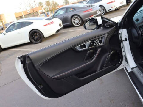 2014 Jaguar F-TYPE V8 S