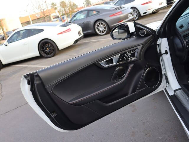 2014 Jaguar F-TYPE V8 S