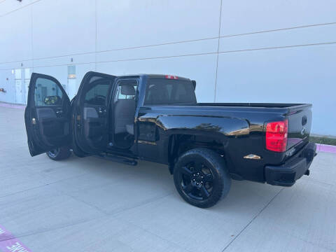 2017 Chevrolet Silverado 1500 Custom