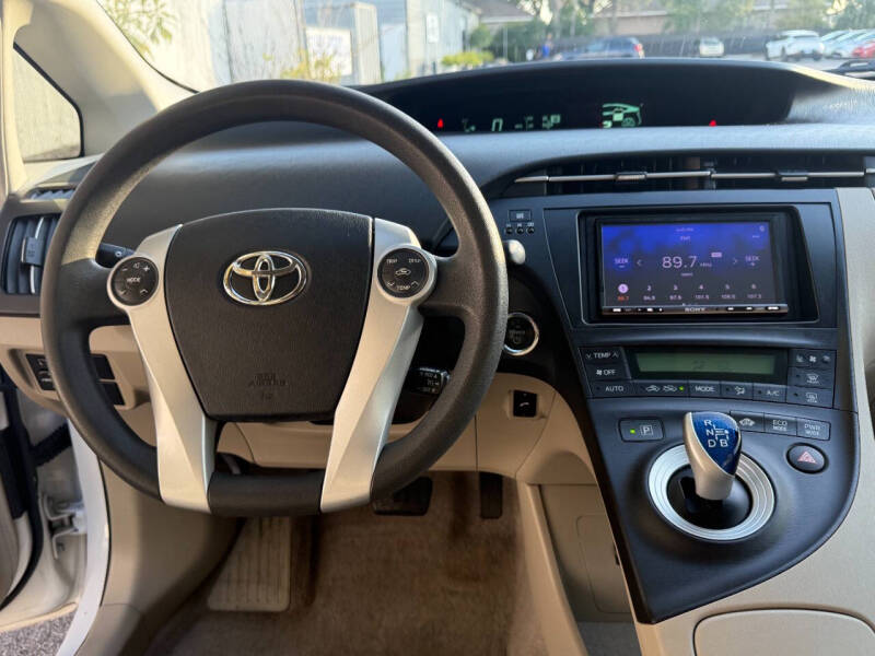 2011 Toyota Prius Two