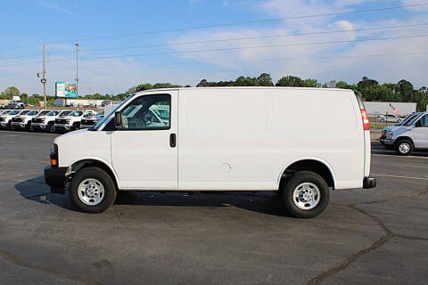 2024 Chevrolet Express 2500