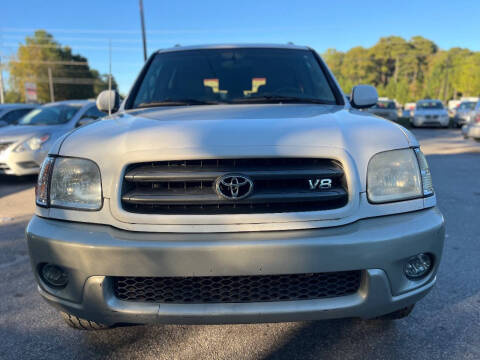 2004 Toyota Sequoia SR5