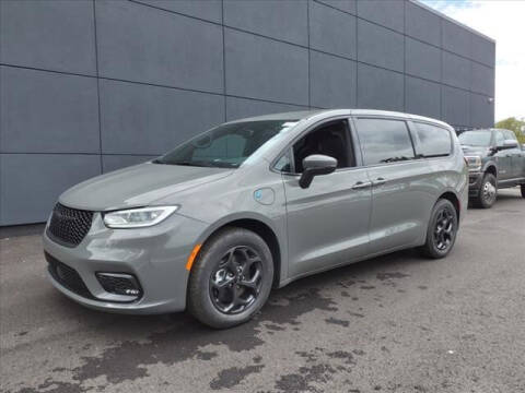 2023 Chrysler Pacifica Plug-In Hybrid