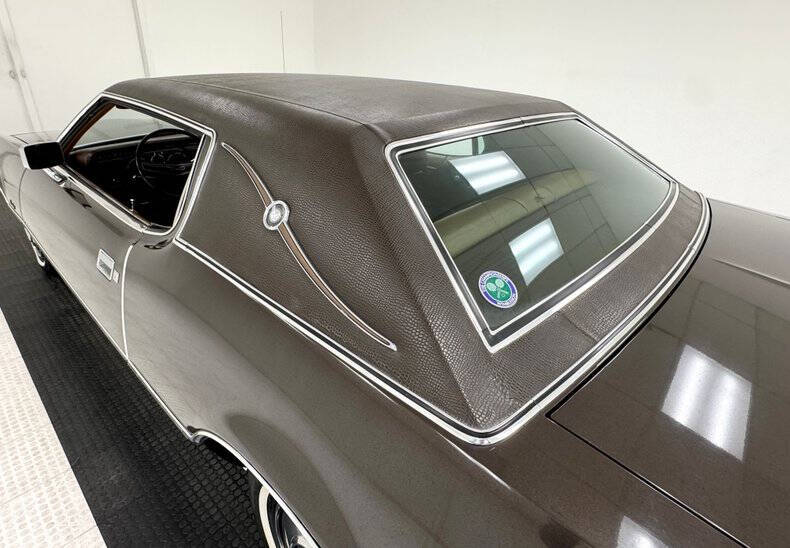 1972 Ford Thunderbird